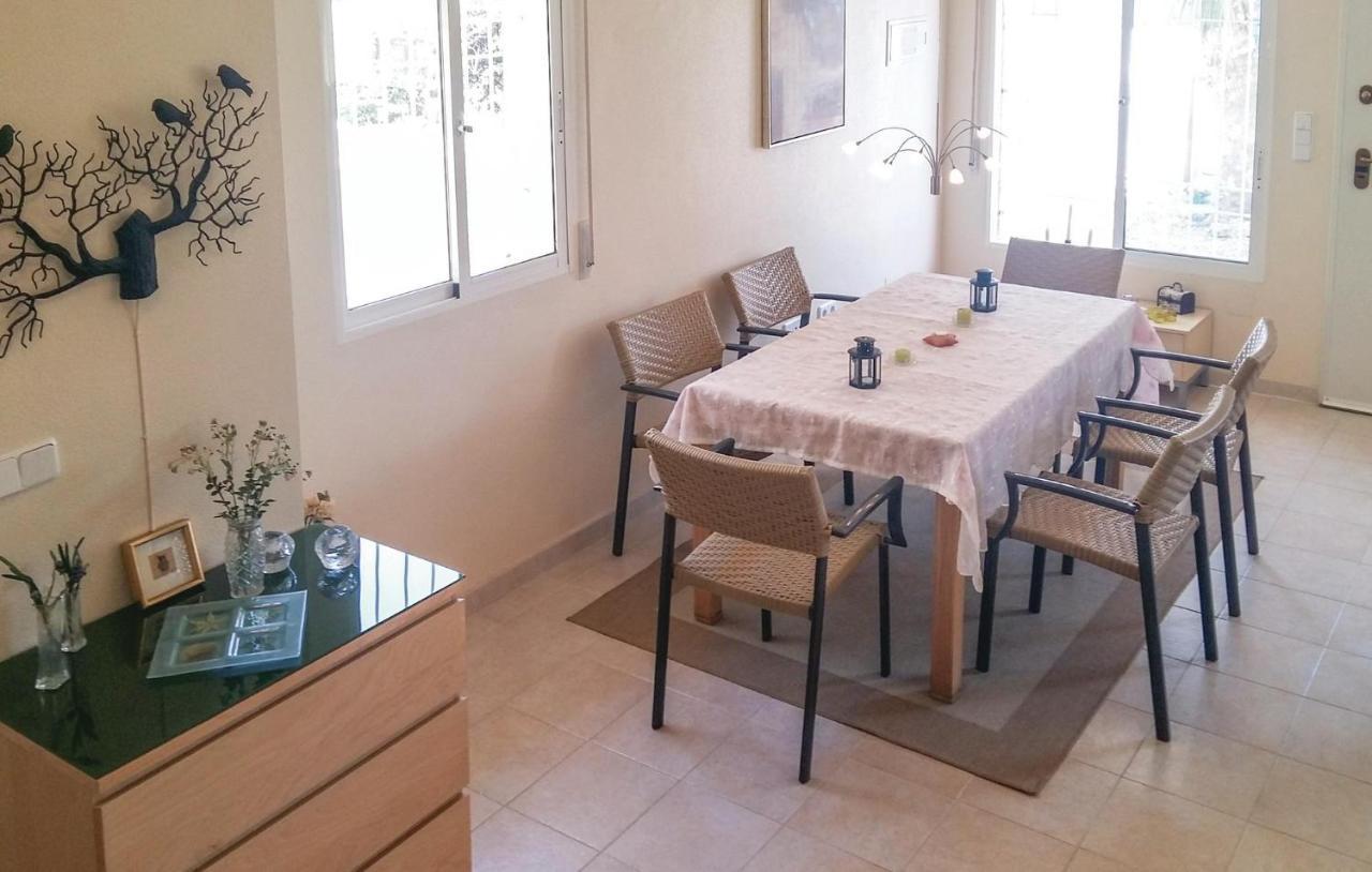 Cozy Home In Orihuela Costa With Kitchen Dehesa de Campoamor  Экстерьер фото