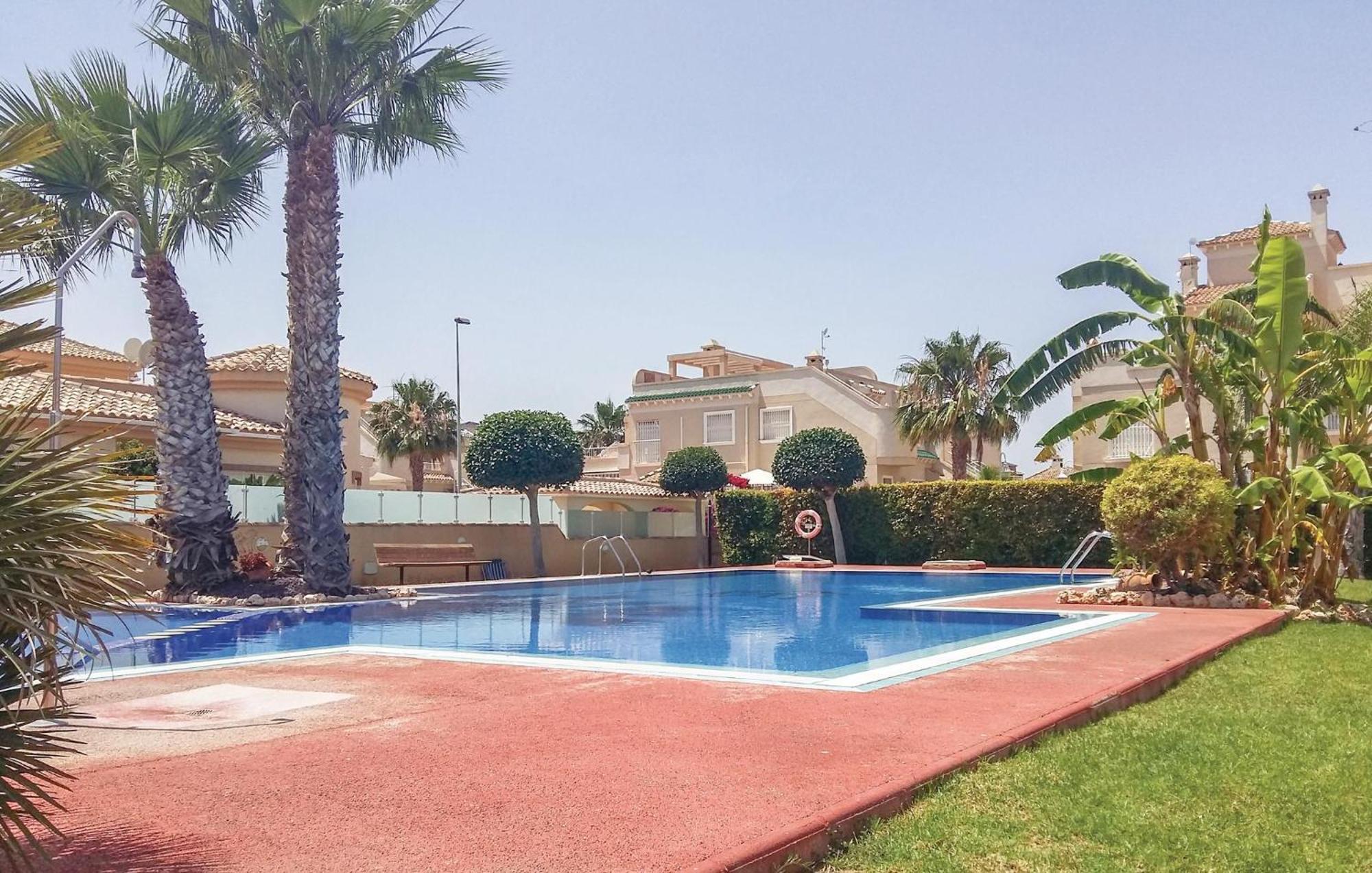 Cozy Home In Orihuela Costa With Kitchen Dehesa de Campoamor  Экстерьер фото